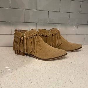 Ladies ALDO fringed suede booties